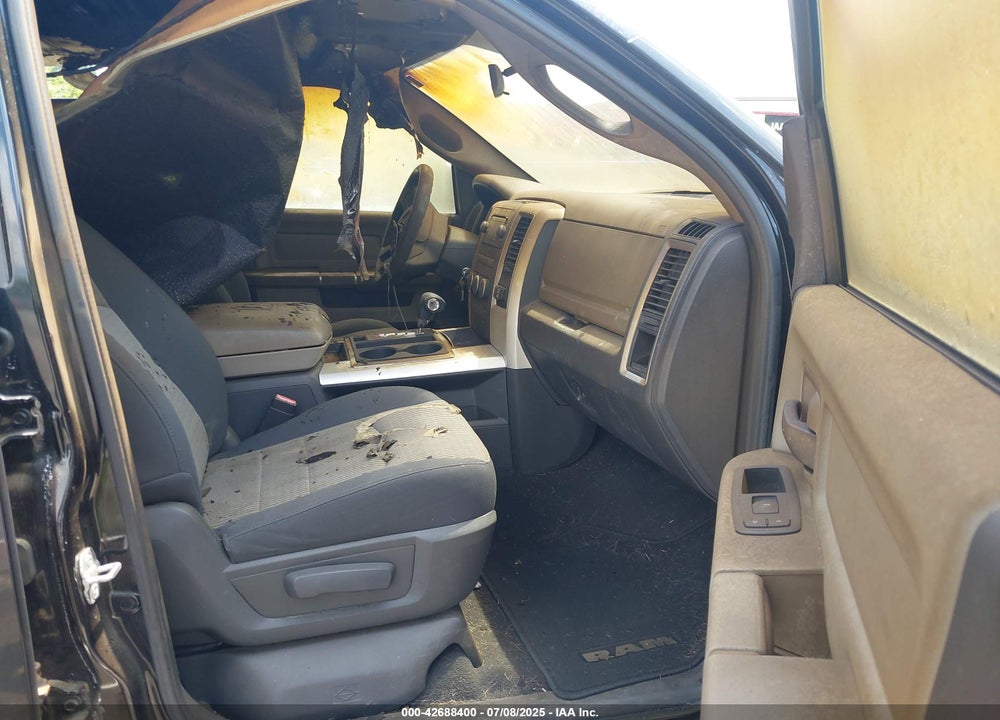 2009 DODGE RAM 1500 VIN: 1D3HB18TX9S762617