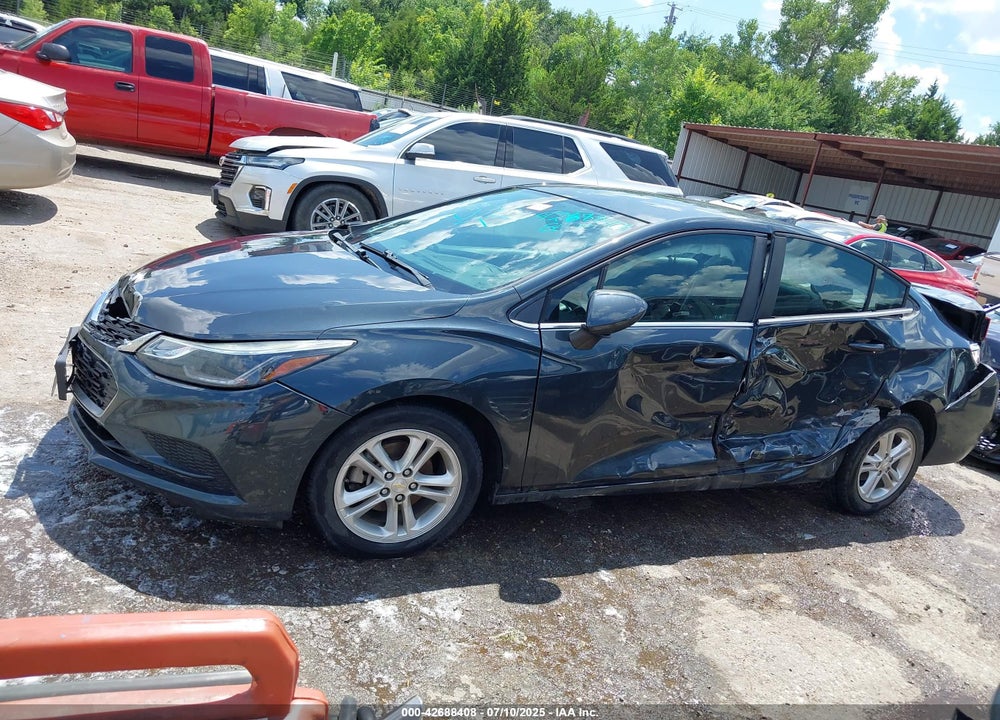 2018 CHEVROLET CRUZE VIN: 1G1BE5SM2J7218790
