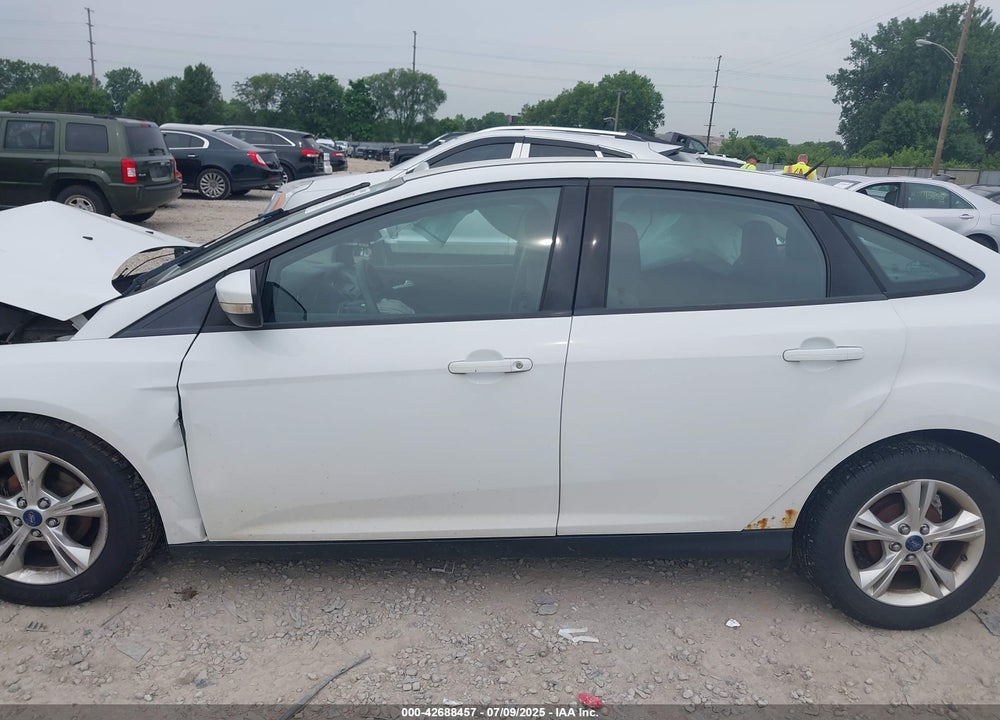 2014 FORD FOCUS VIN: 1FADP3F2XEL380144