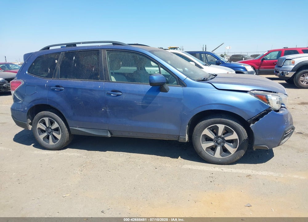 2017 SUBARU FORESTER VIN: JF2SJAEC8HH406833