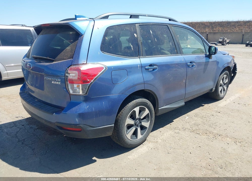 2017 SUBARU FORESTER VIN: JF2SJAEC8HH406833
