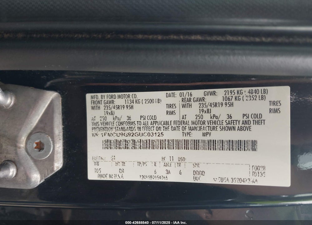 2016 FORD ESCAPE VIN: 1FMCU9G92GUC03125