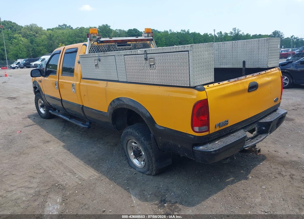 2002 FORD F-350 LARIAT/XL/XLT VIN: 1FTSW31F82EA52722