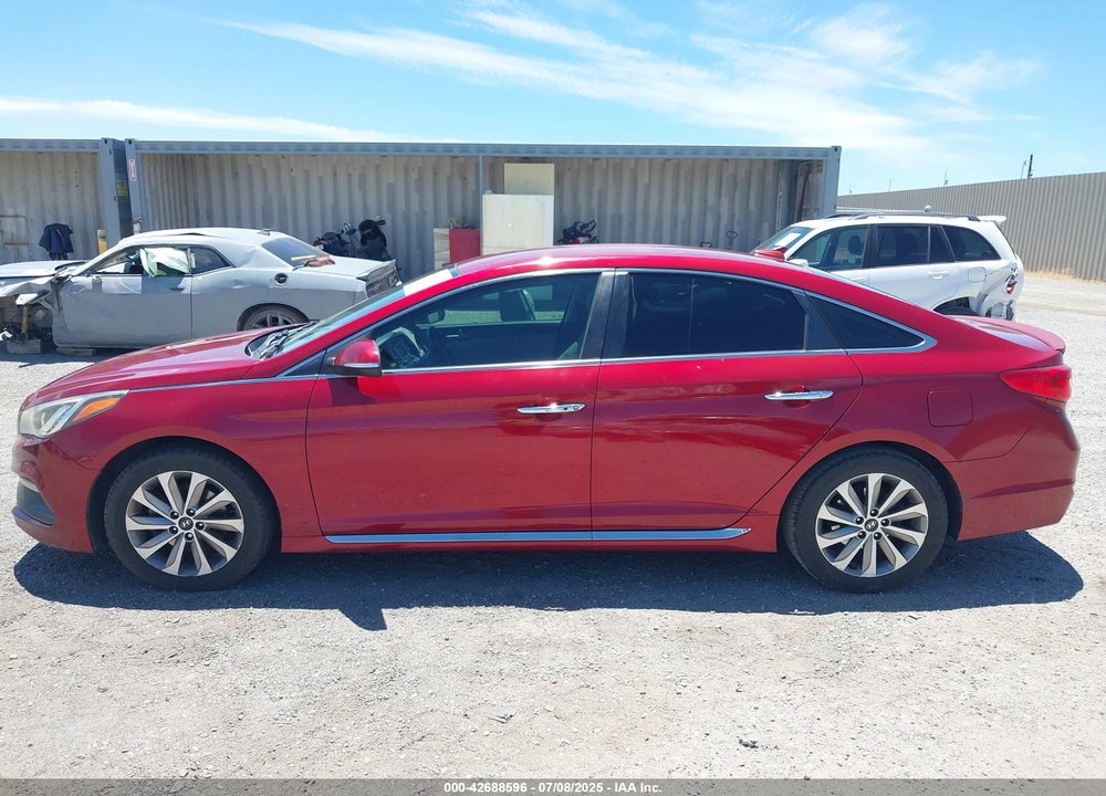 2015 HYUNDAI SONATA VIN: 5NPE34AF1FH109831