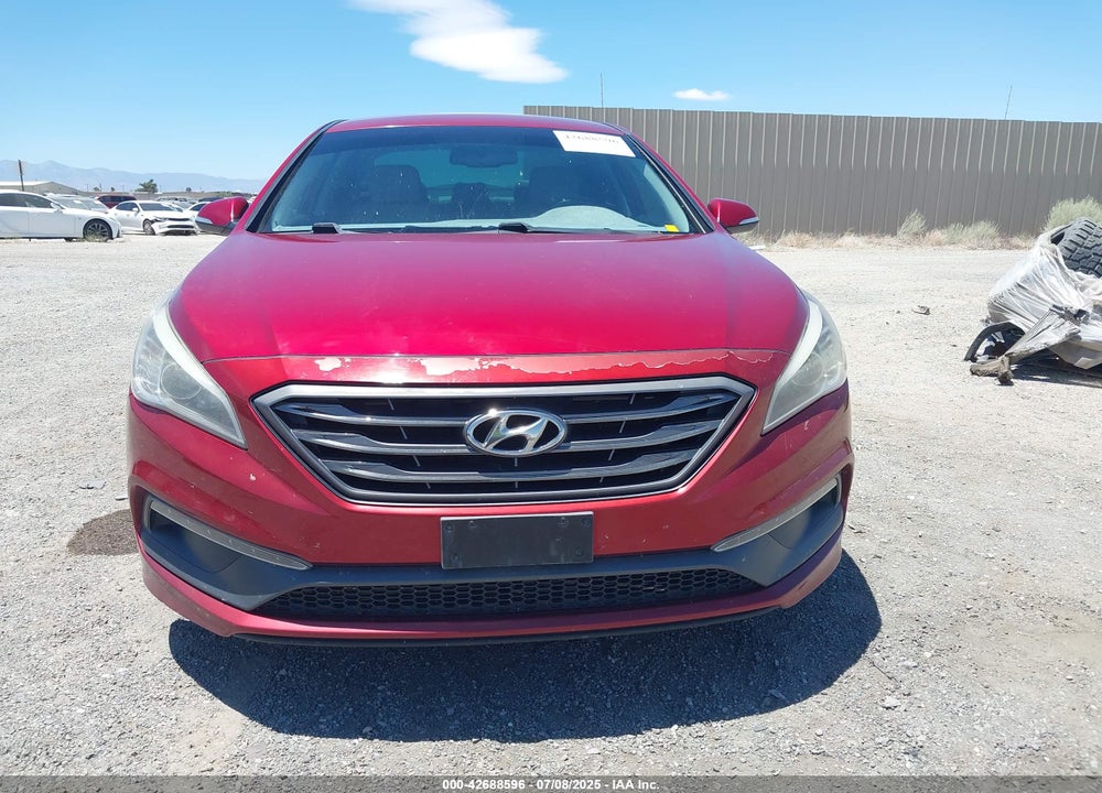 2015 HYUNDAI SONATA VIN: 5NPE34AF1FH109831