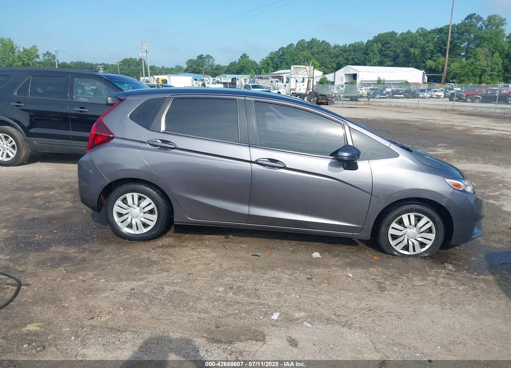 2015 HONDA FIT VIN: 3HGGK5H50FM736871