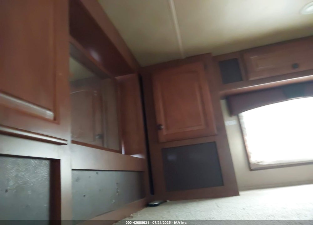 2012 BISON COACH STRATUS M-8315 TM VIN: 51Y306J26C2001681