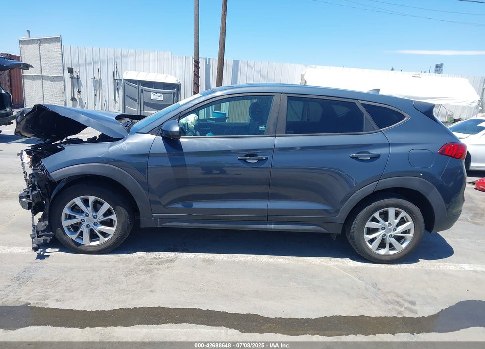 2021 HYUNDAI TUCSON VIN: KM8J23A40MU304389