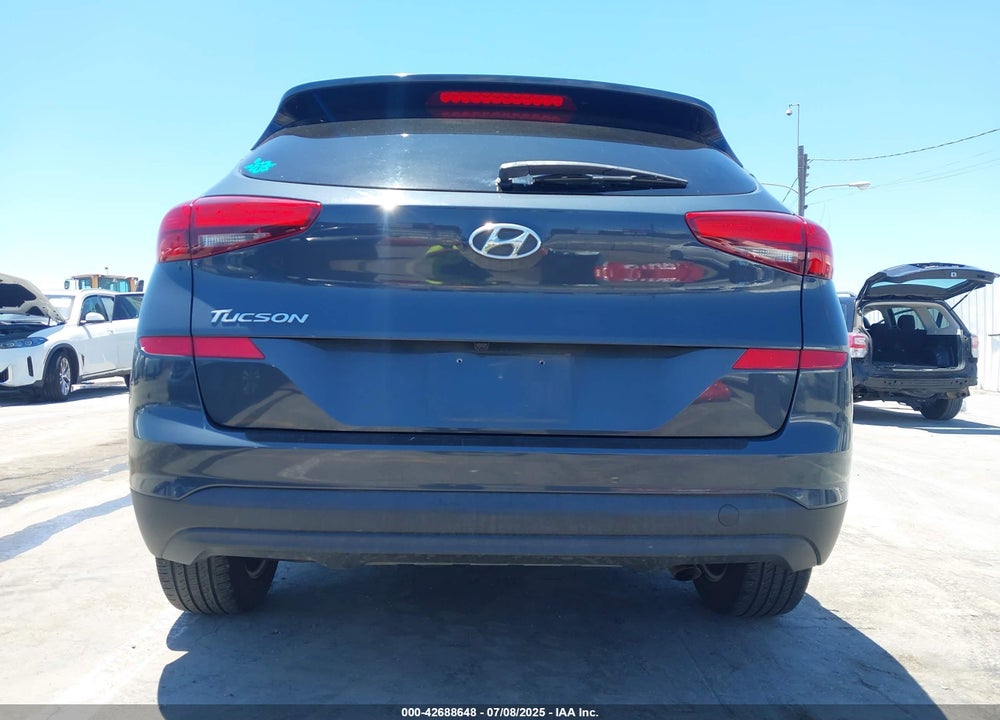 2021 HYUNDAI TUCSON VIN: KM8J23A40MU304389