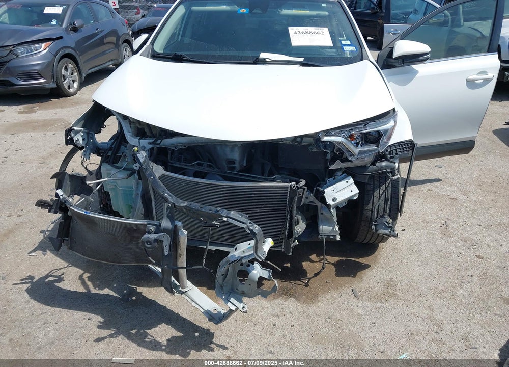 2018 TOYOTA RAV4 VIN: JTMWFREV5JJ189161