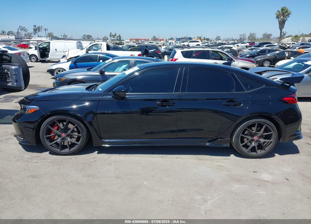 2025 HONDA CIVIC VIN: JHMFL5G49SX001468