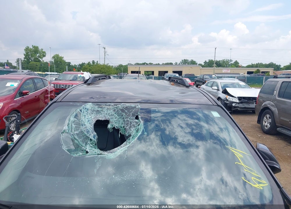 2014 CHEVROLET EQUINOX VIN: 1GNALCEK0EZ132404