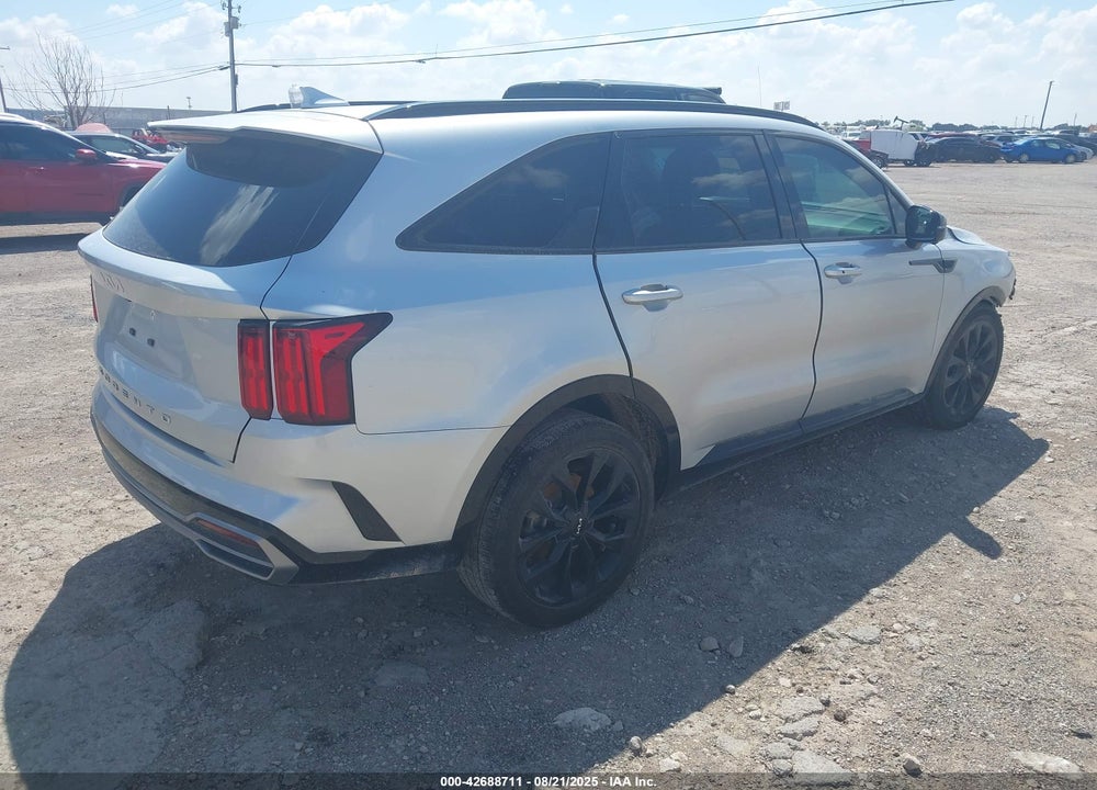 2022 KIA SORENTO VIN: 5XYRK4LF2NG086566