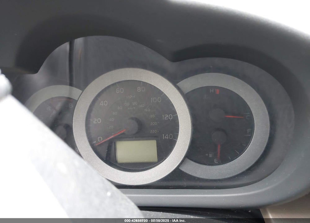 2007 TOYOTA RAV4 VIN: JTMBD31V675073587