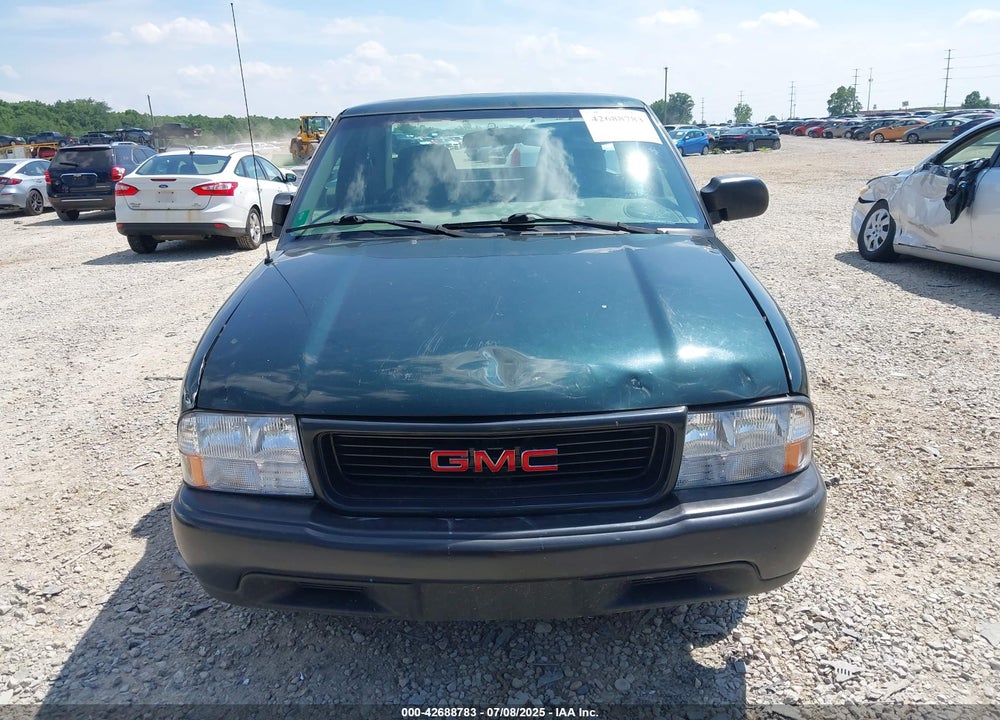 2002 GMC SONOMA SL VIN: 1GTCS19W628213723