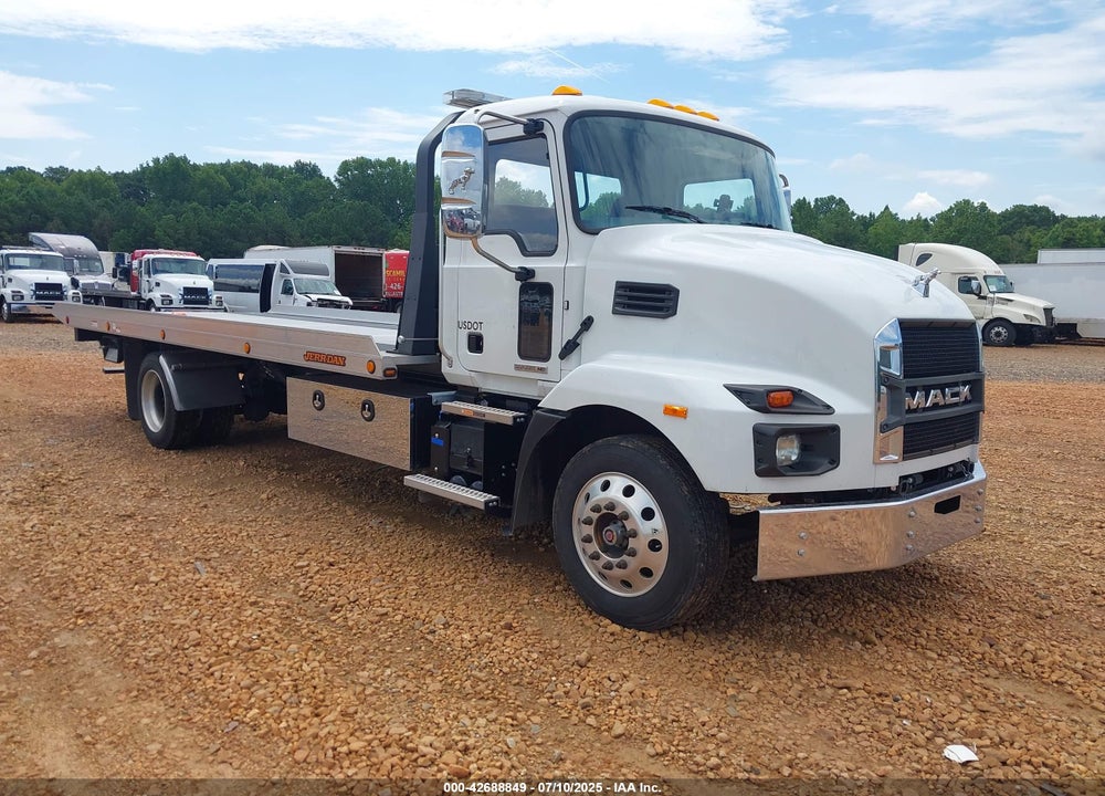 2024 MACK MD VIN: 1M2MDBAA9RS011987