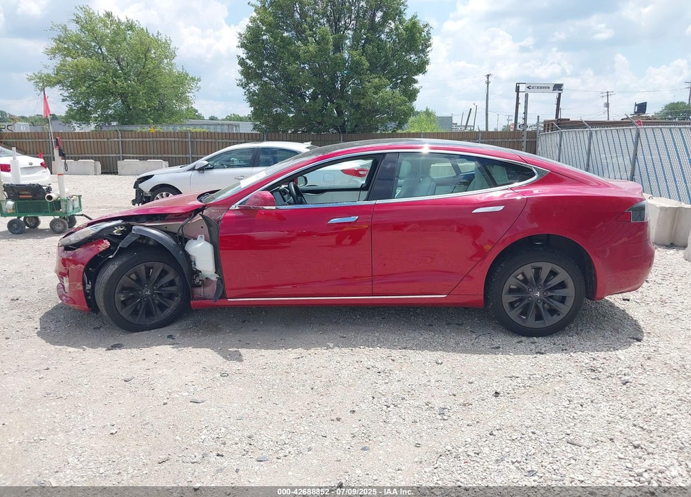 2018 TESLA MODEL S VIN: 5YJSA1E28JF292537
