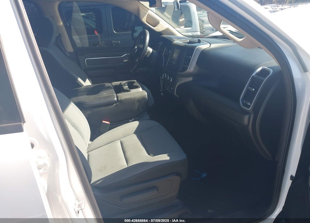 2019 RAM 1500 VIN: 1C6RREBT6KN679612