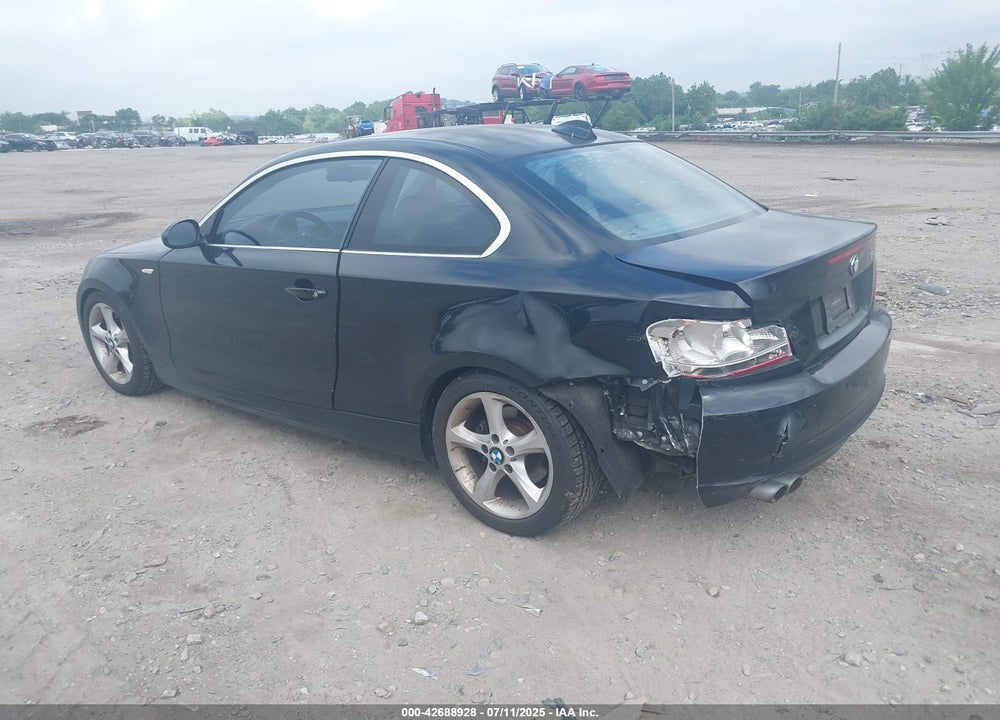 2009 BMW 1 SERIES VIN: WBAUP735X9VF07260