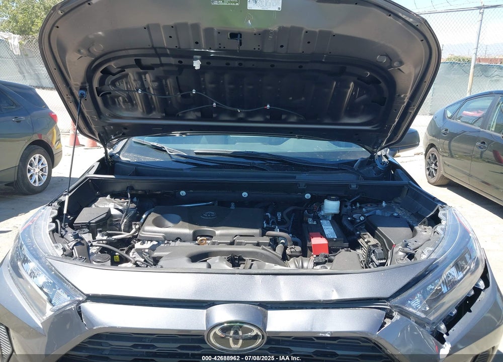 2019 TOYOTA RAV4 VIN: 2T3H1RFV1KW010588
