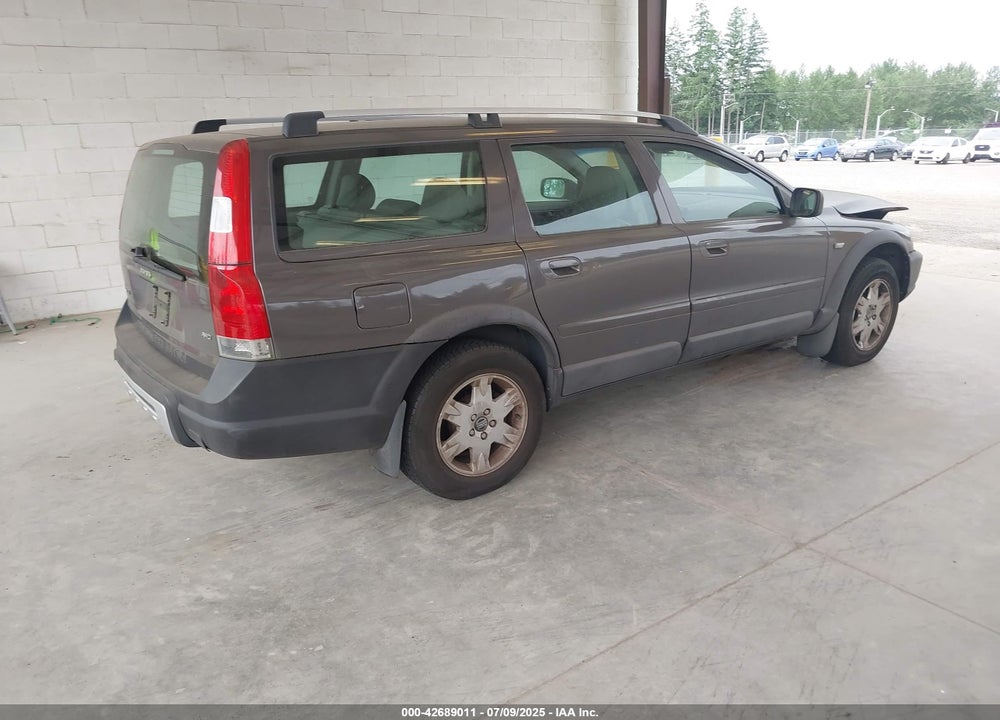 2005 VOLVO XC70 2.5T AWD VIN: YV1SZ592X51174914