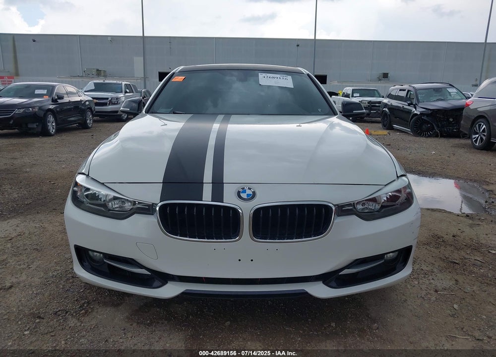 2012 BMW 3 SERIES VIN: WBA3A5G57CNP17623