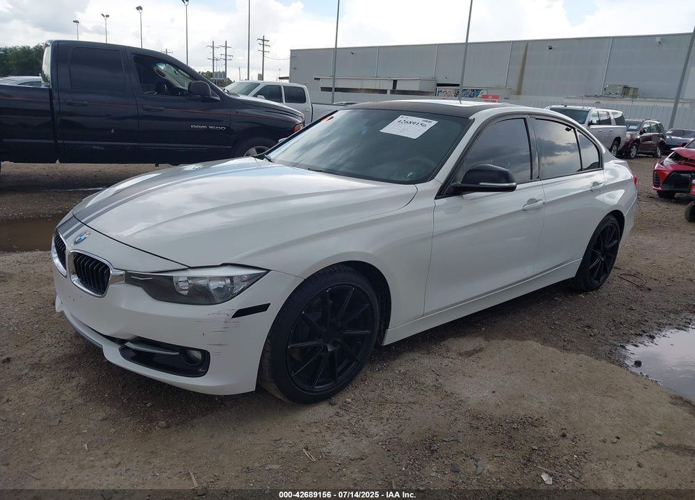 2012 BMW 3 SERIES VIN: WBA3A5G57CNP17623