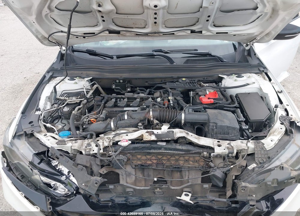 2018 HONDA ACCORD VIN: 1HGCV1F11JA205361