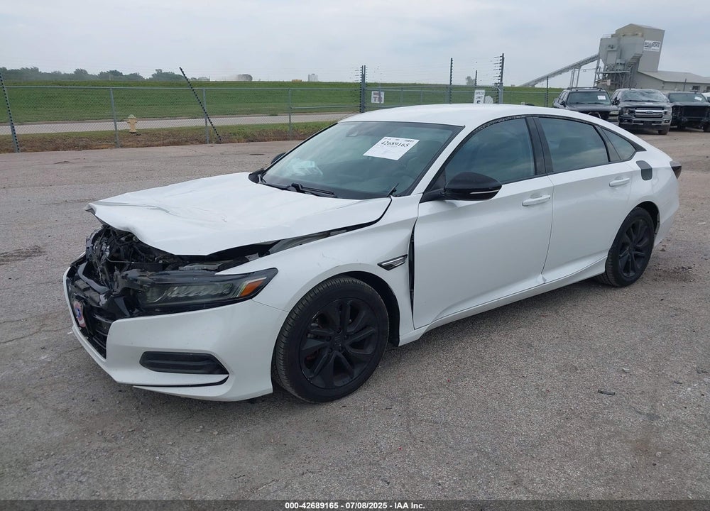 2018 HONDA ACCORD VIN: 1HGCV1F11JA205361