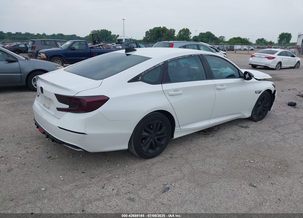 2018 HONDA ACCORD VIN: 1HGCV1F11JA205361