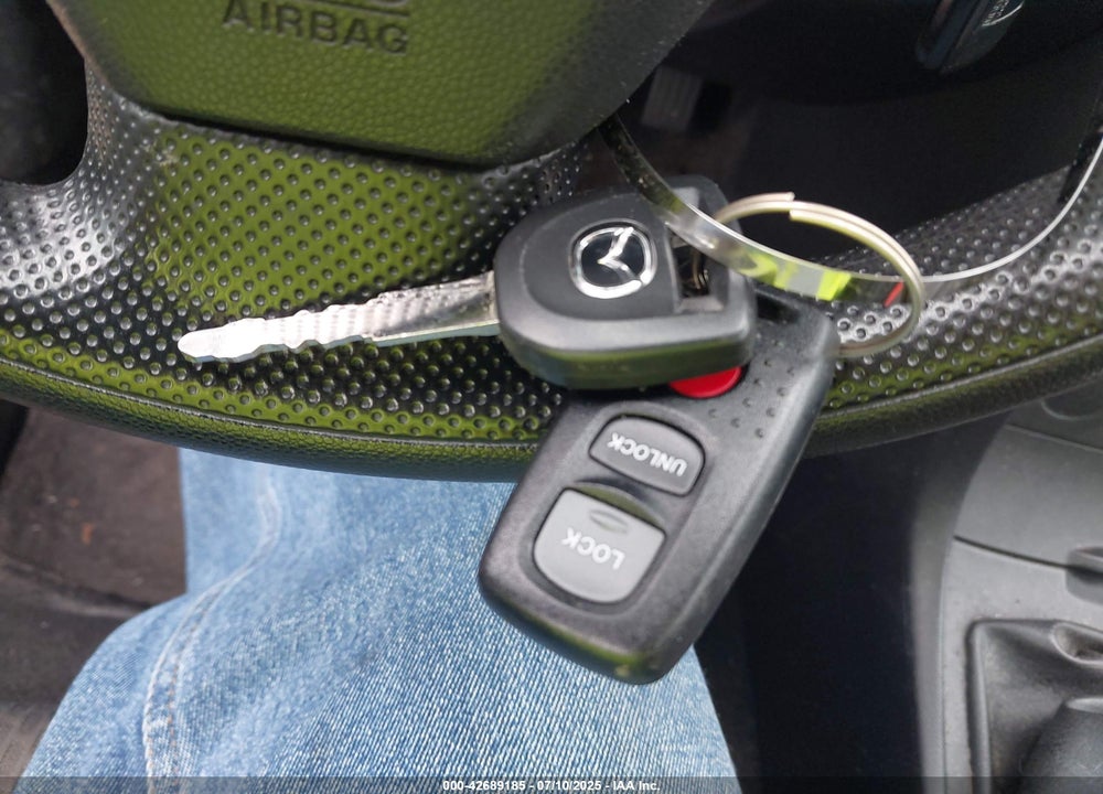 2006 MAZDA 3 I VIN: JM1BK32F861542648