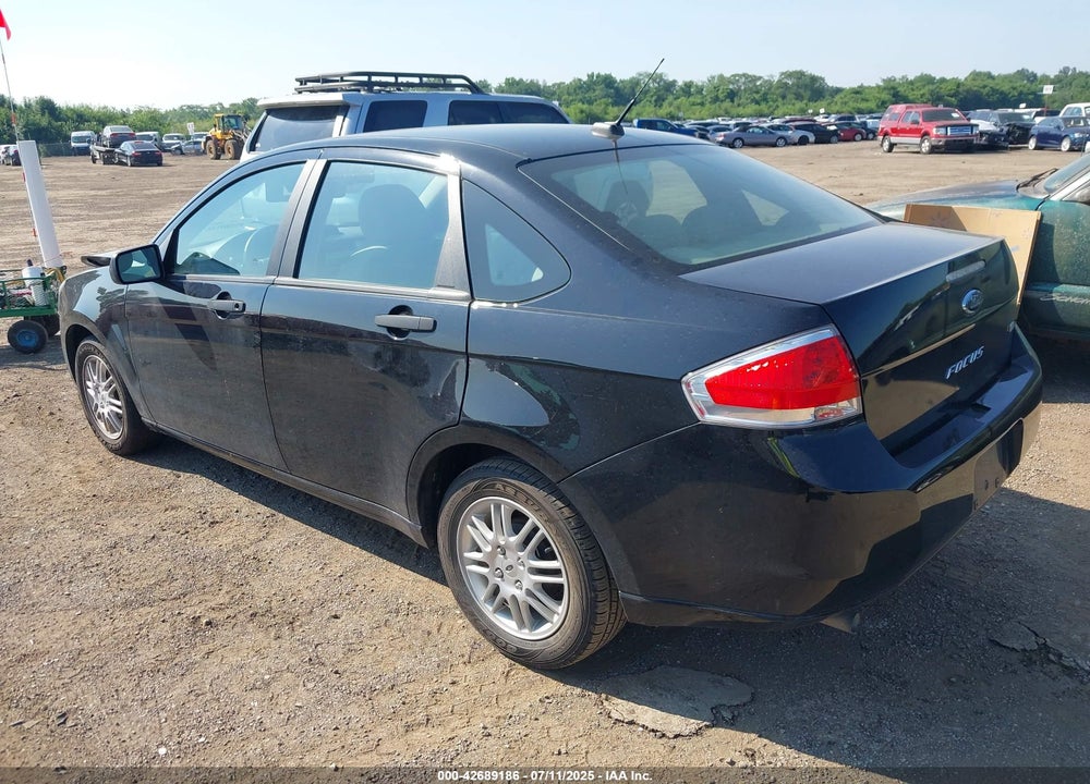 2011 FORD FOCUS VIN: 1FAHP3FN1BW139689