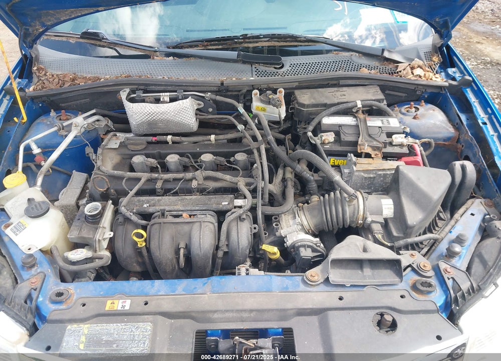2011 FORD FOCUS SE VIN: 1FAHP3FN8BW188355