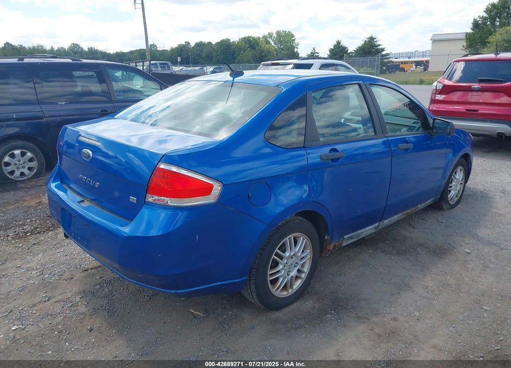 2011 FORD FOCUS SE VIN: 1FAHP3FN8BW188355