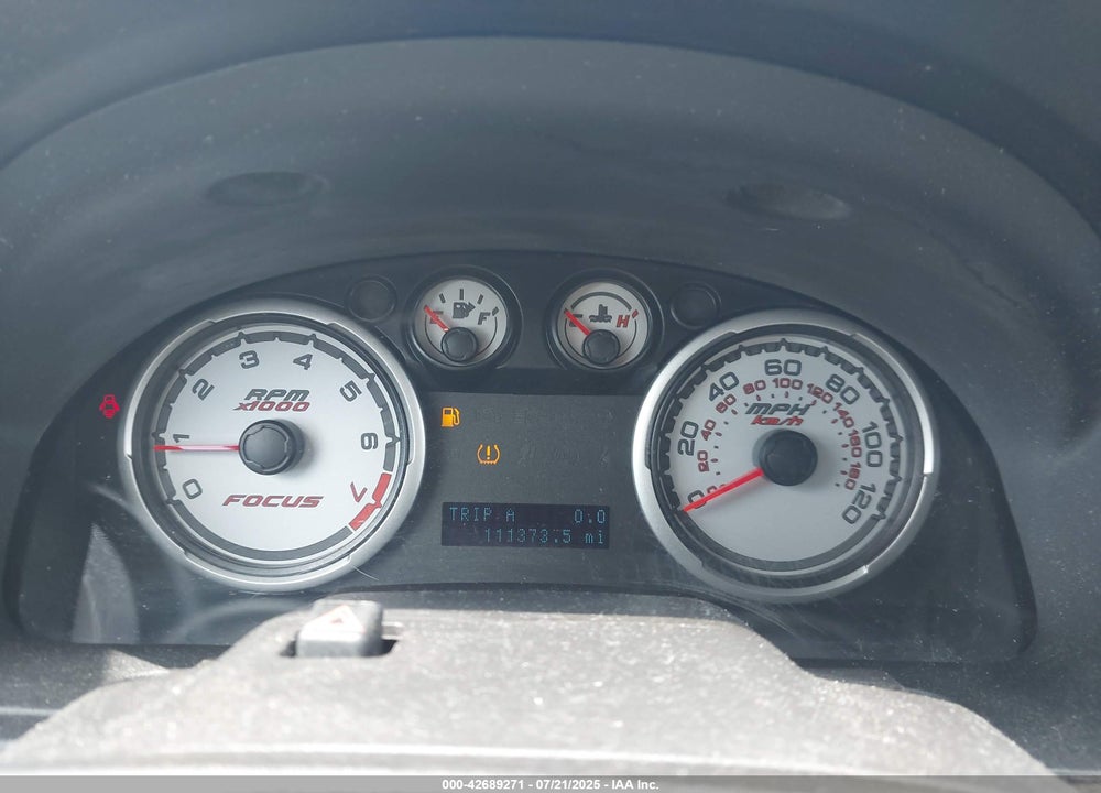 2011 FORD FOCUS SE VIN: 1FAHP3FN8BW188355