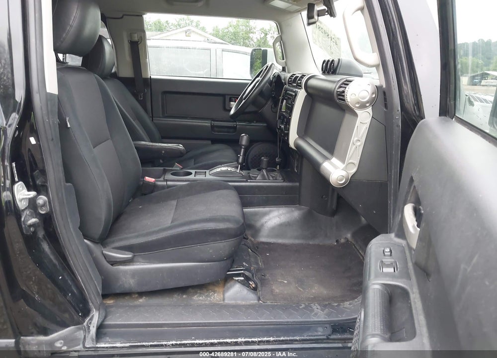 2010 TOYOTA FJ CRUISER VIN: JTEBU4BF6AK086437
