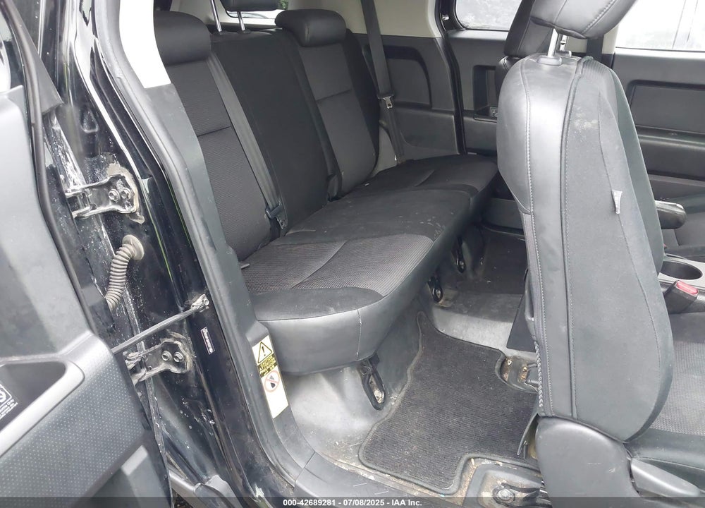 2010 TOYOTA FJ CRUISER VIN: JTEBU4BF6AK086437