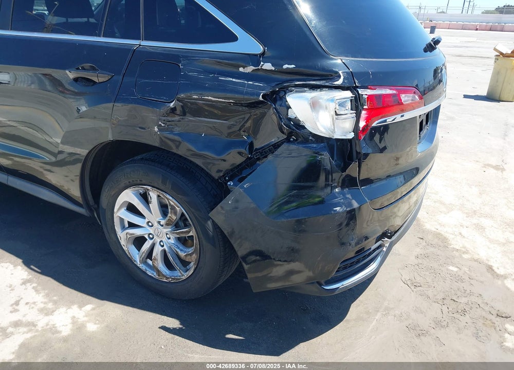 2016 ACURA RDX VIN: 5J8TB3H31GL018704
