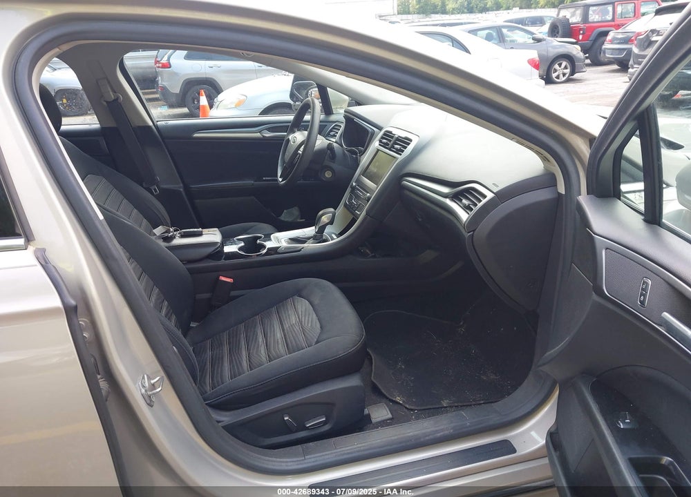 2016 FORD FUSION VIN: 3FA6P0H78GR192520