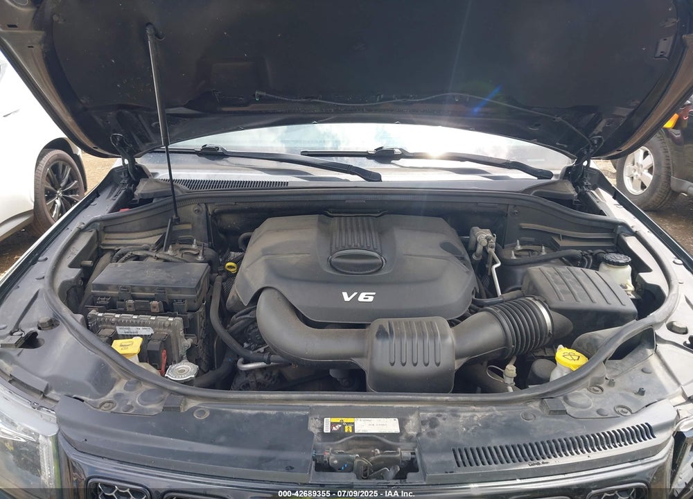 2015 JEEP GRAND CHEROKEE VIN: 1C4RJFAG7FC932397