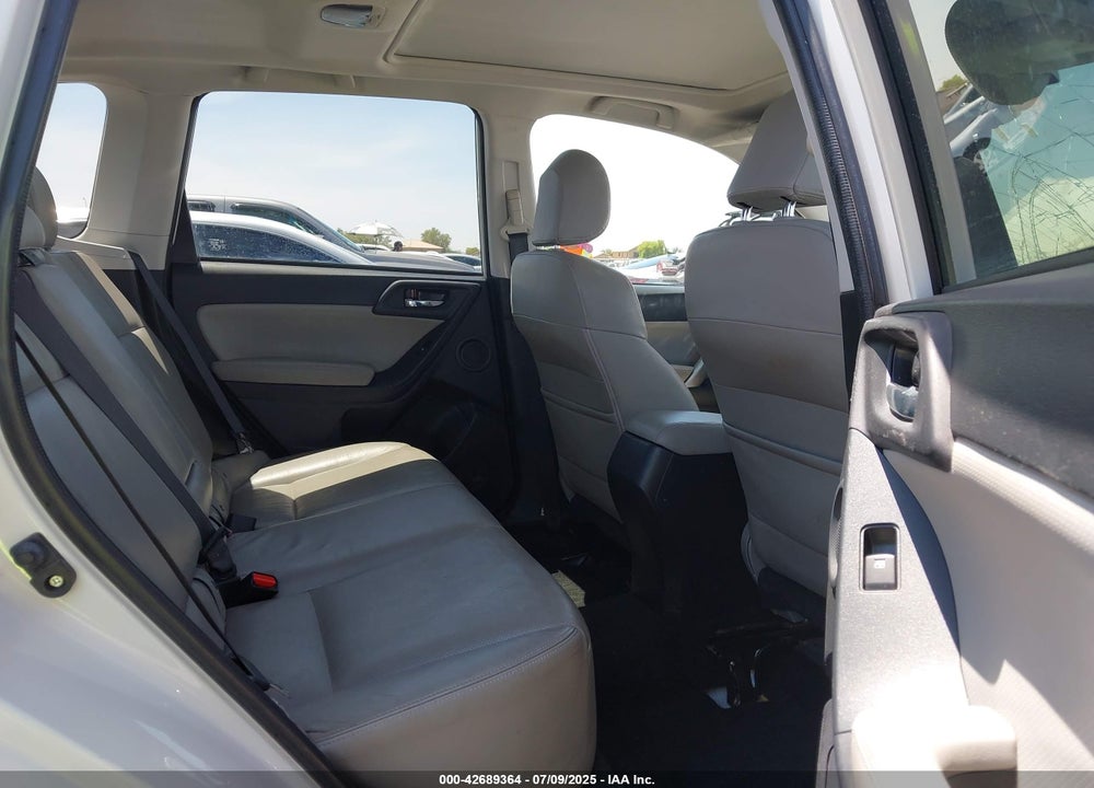 2015 SUBARU FORESTER VIN: JF2SJAWC8FH588321