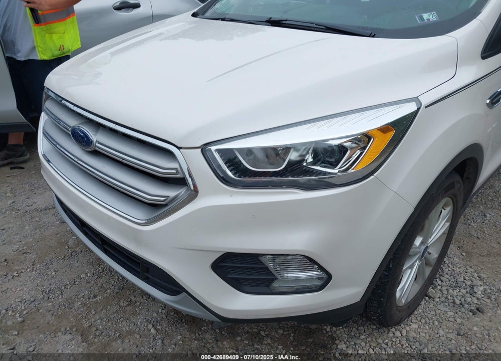 2018 FORD ESCAPE VIN: 1FMCU9HD4JUD16620