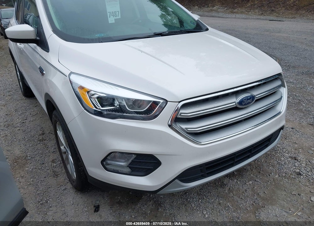 2018 FORD ESCAPE VIN: 1FMCU9HD4JUD16620