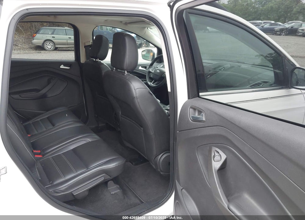 2018 FORD ESCAPE VIN: 1FMCU9HD4JUD16620