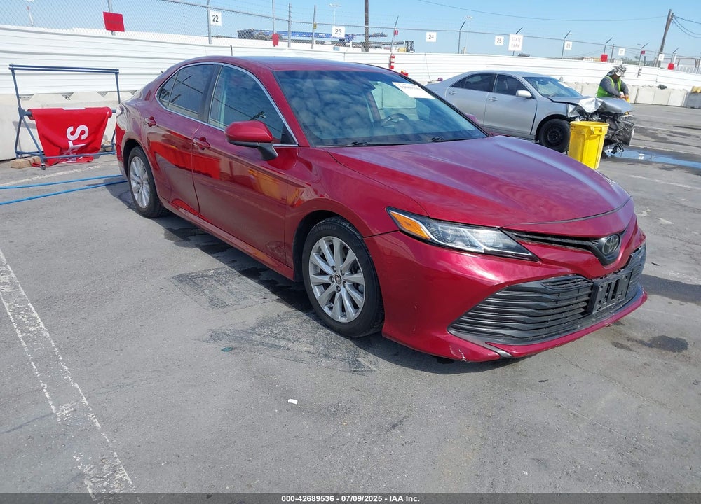 2020 TOYOTA CAMRY LE VIN: 4T1C11AKXLU369571