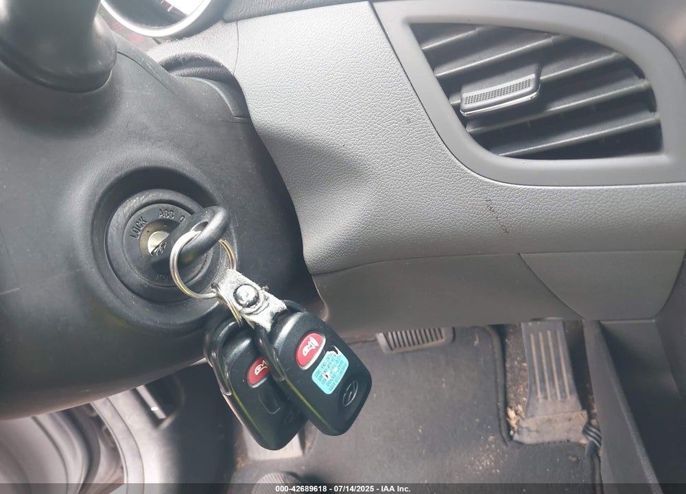 2013 HYUNDAI ELANTRA VIN: KMHDH4AE7DU535378