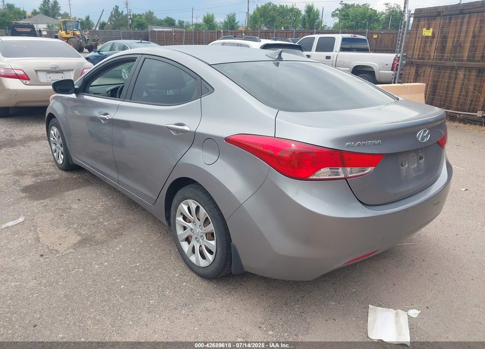 2013 HYUNDAI ELANTRA VIN: KMHDH4AE7DU535378