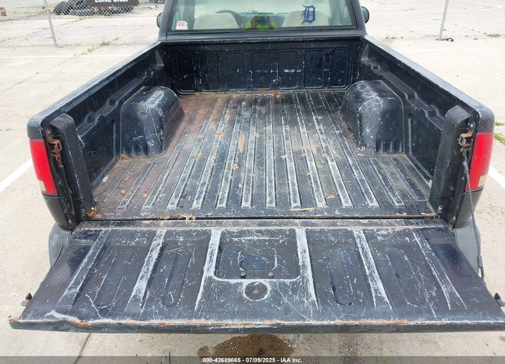 1995 CHEVROLET S TRUCK S10 VIN: 1GCCS1440SK211488