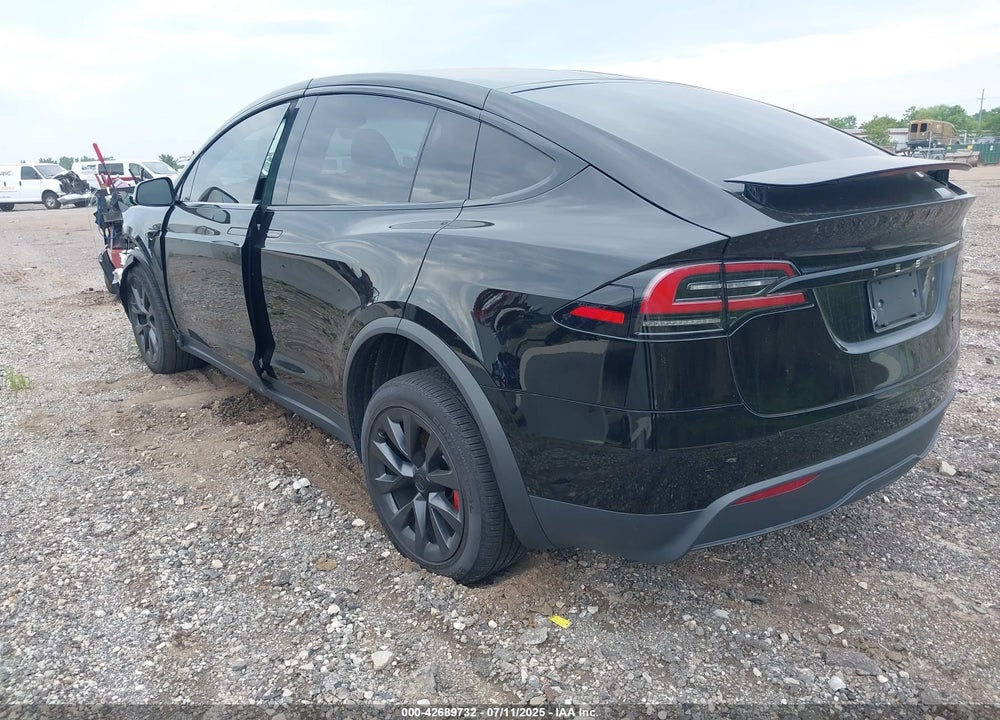 2023 TESLA MODEL X VIN: 7SAXCBE6XPF400502