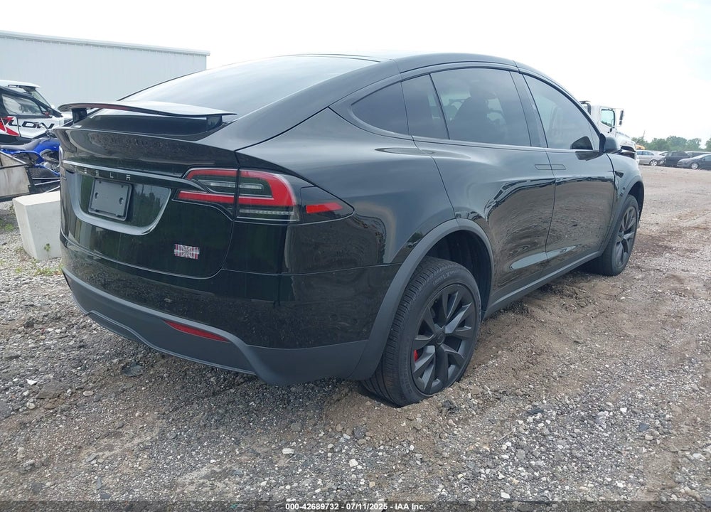 2023 TESLA MODEL X VIN: 7SAXCBE6XPF400502